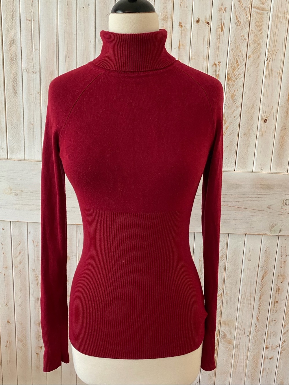 Guess Classic Turtleneck Sweater - Red